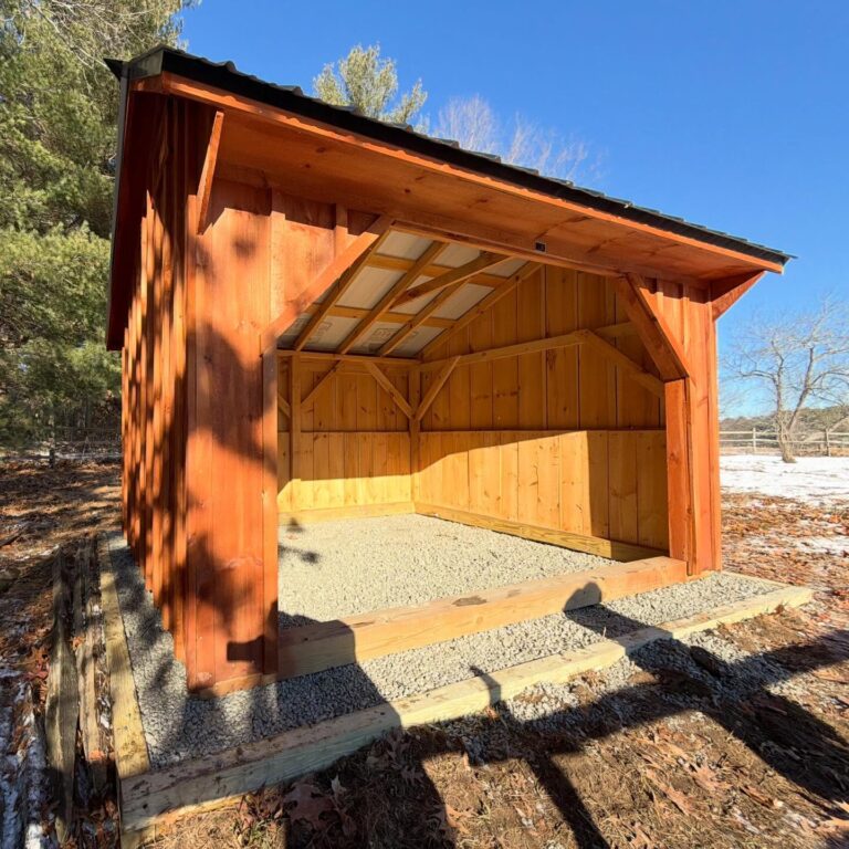 10′ x 12′ Horse Run-In Serial #00431