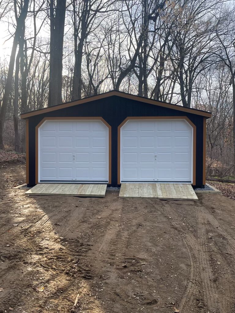 24′ x 24′ Painted 3 Pitch New England