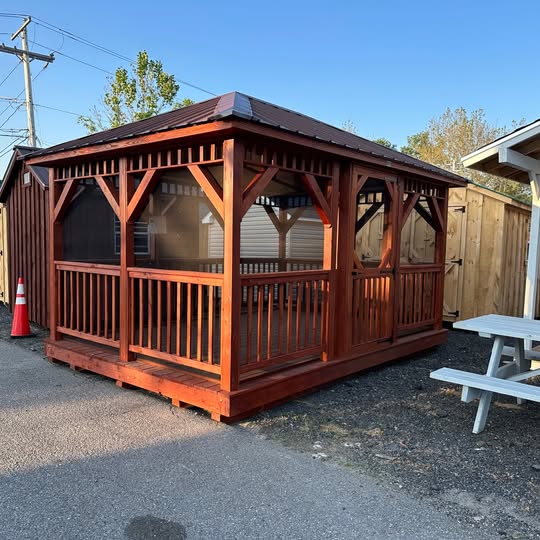10′ x 14′ Screened In Gazebo Serial #00183
