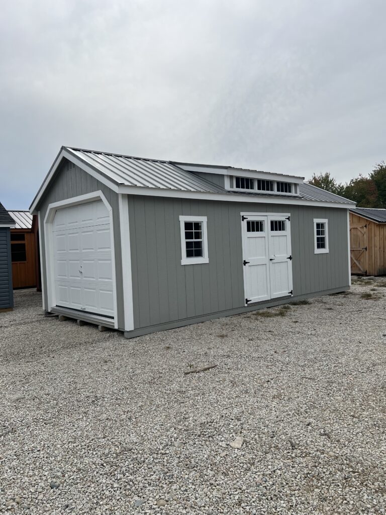 12′ x 24′ Painted New England Cape Garage Serial#00527